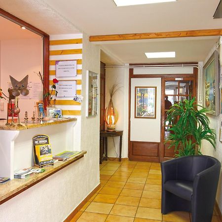 Hotel La Croix De Malte La Ciotat Luaran gambar