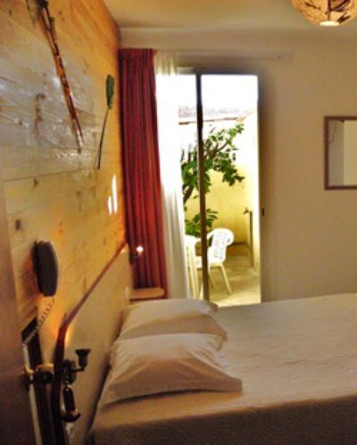 Hotel La Croix De Malte La Ciotat Bilik gambar