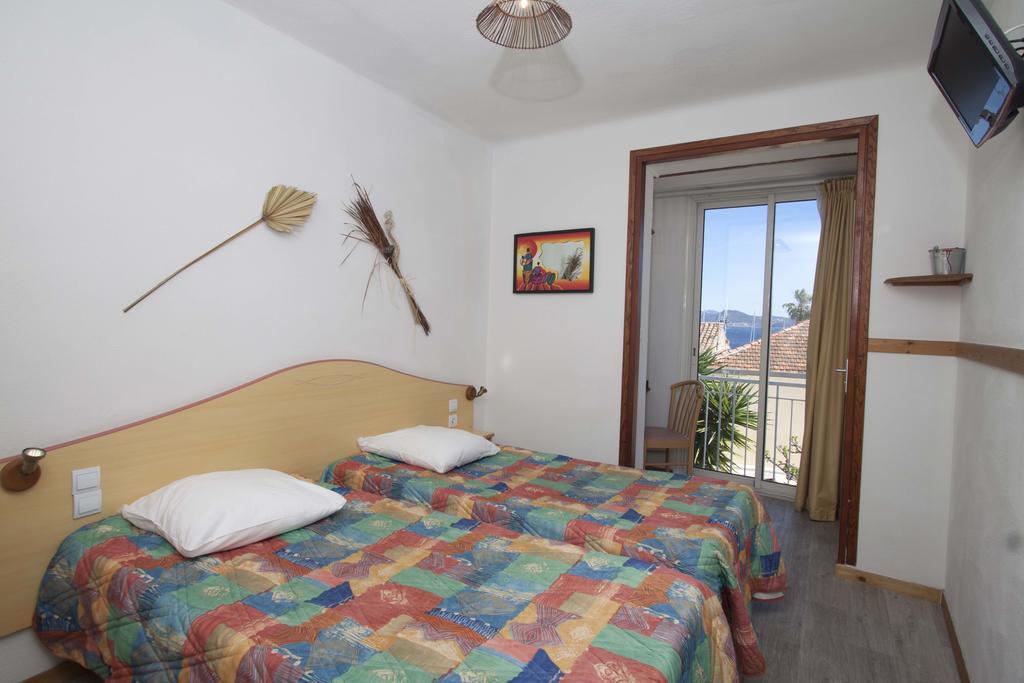 Hotel La Croix De Malte La Ciotat Luaran gambar